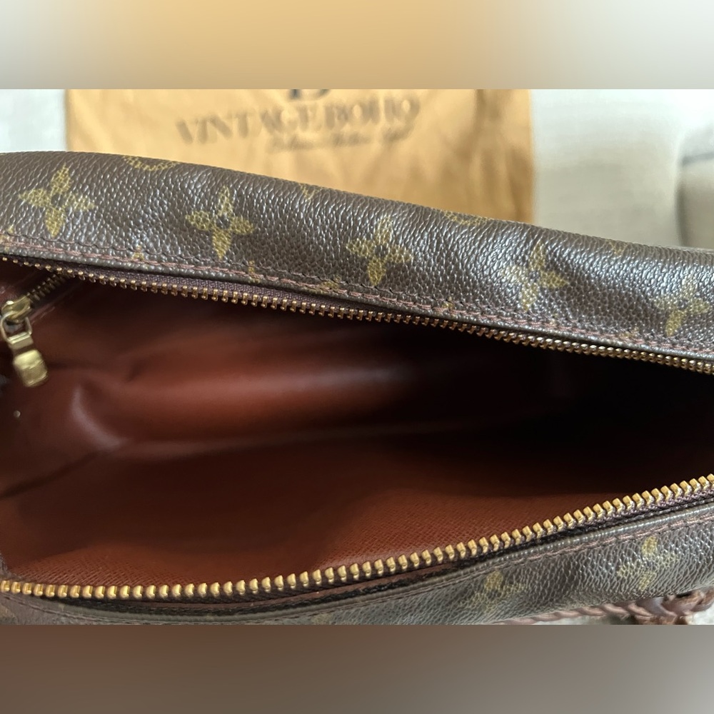 Vintage Boho Louis Vuitton Crossbody Bag - Picture 12 of 14